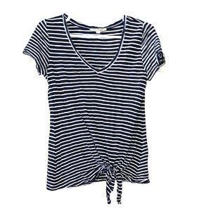 Express knotted top